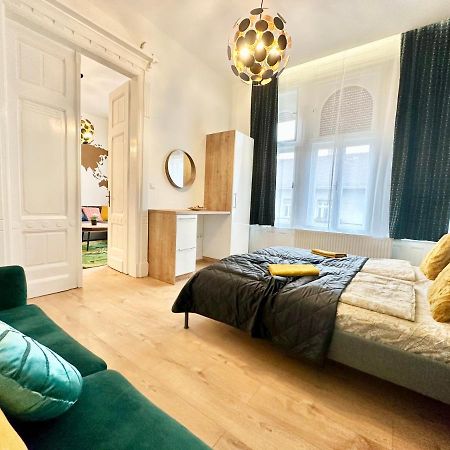 Luxory Design Apartment#Bakats#Freeparking#8Ppl Budapest Eksteriør billede