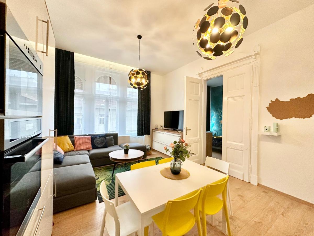 Luxory Design Apartment#Bakats#Freeparking#8Ppl Budapest Eksteriør billede